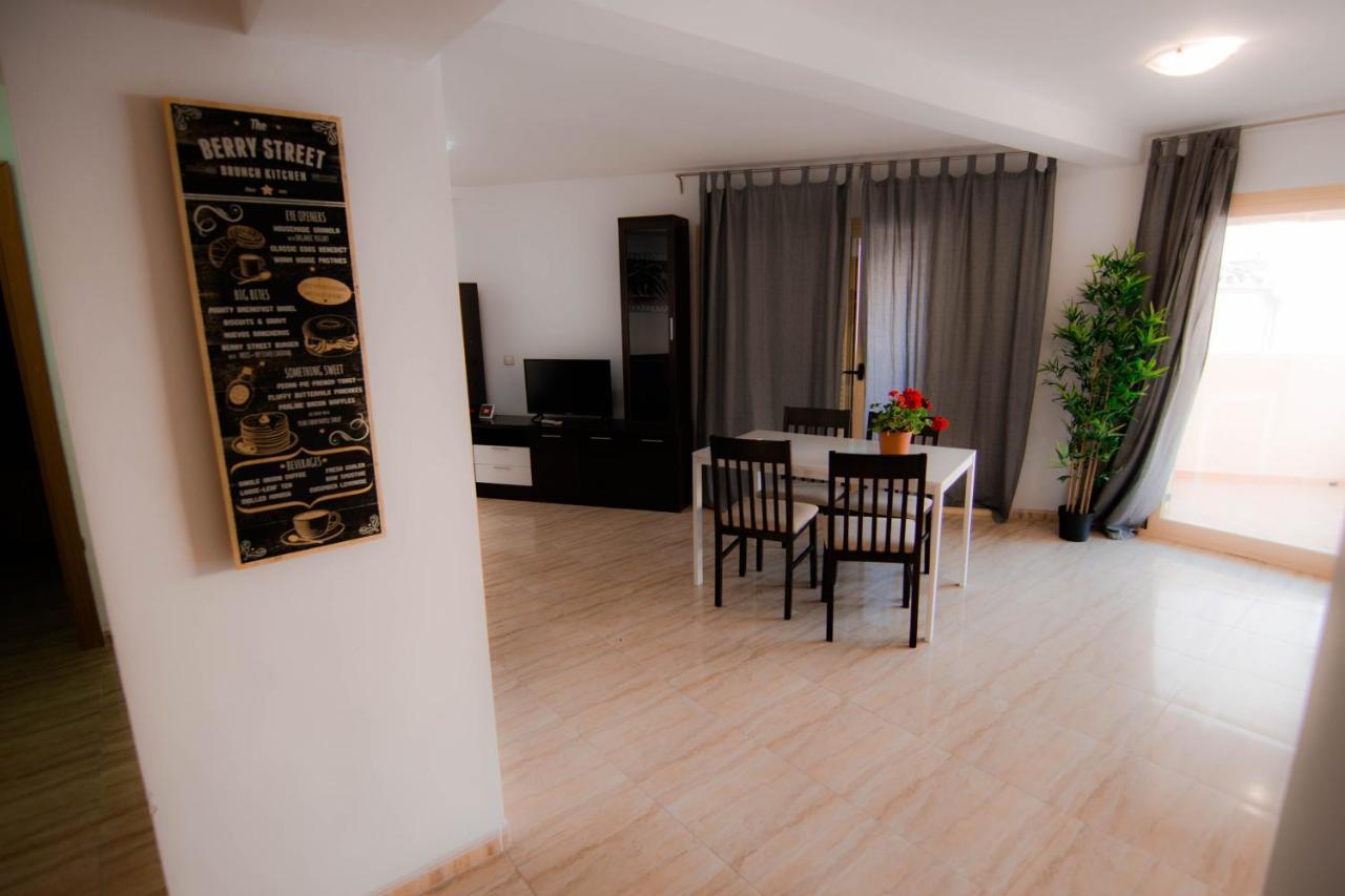 Puerta Del Sol Trm Only Adults Aparts Torremolinos Zewnętrze zdjęcie