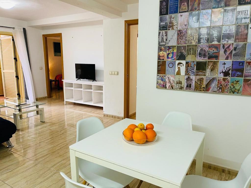 Puerta Del Sol Trm Only Adults Aparts Torremolinos Zewnętrze zdjęcie